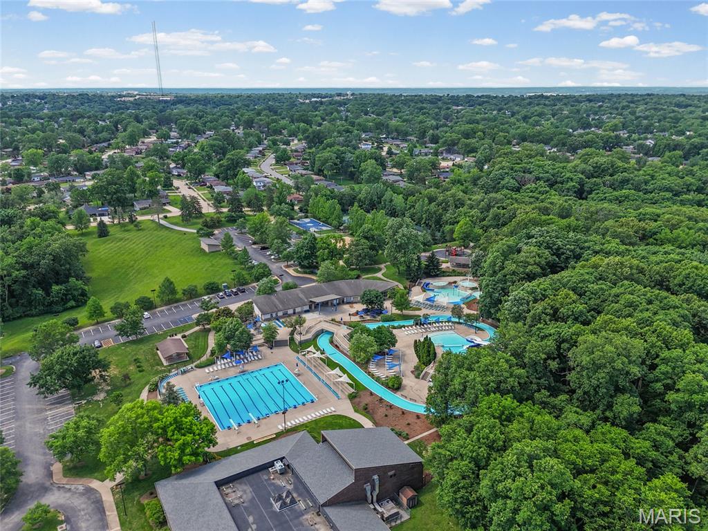 Royal Arms Condo - Residential
