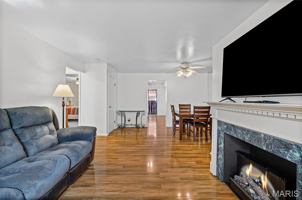 Royal Arms Condo - Residential