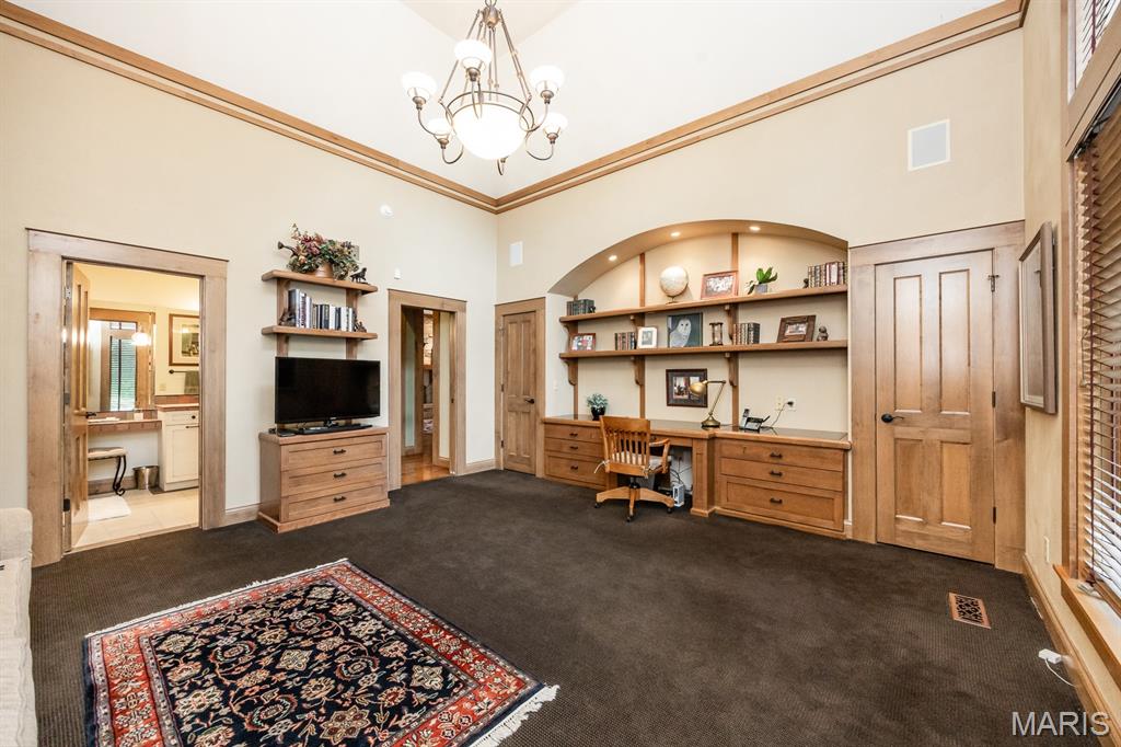 Raven Oak - Residential