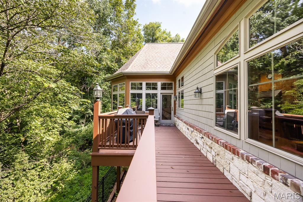 Raven Oak - Residential