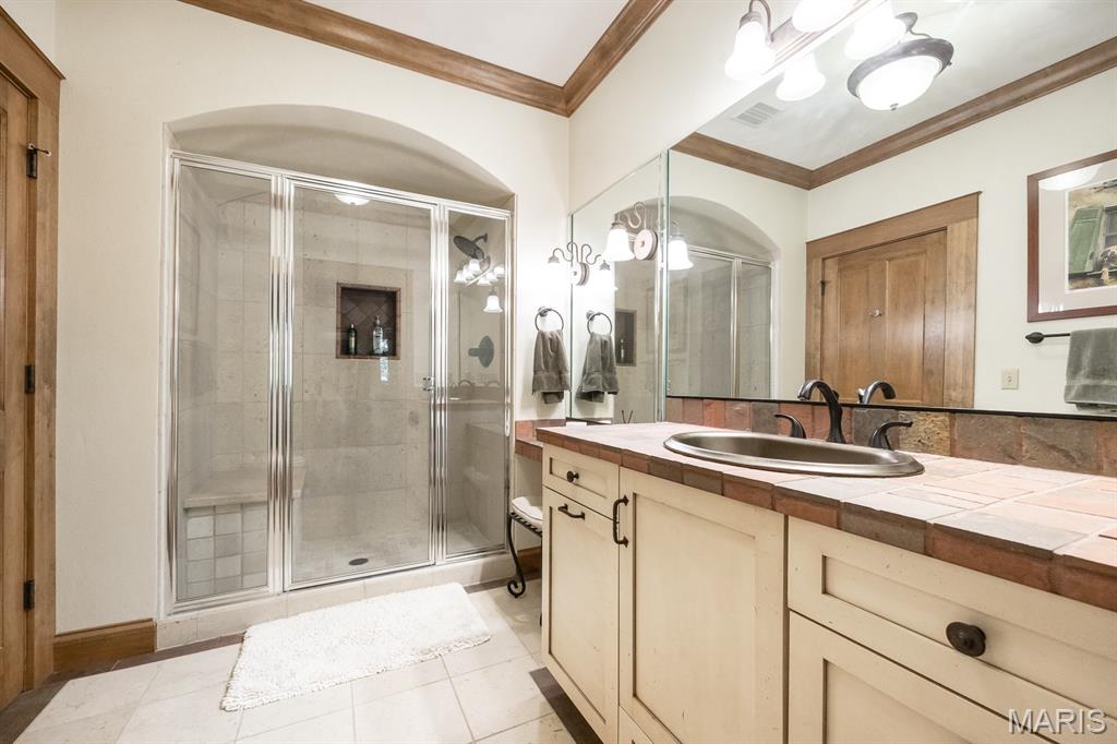 Raven Oak - Residential