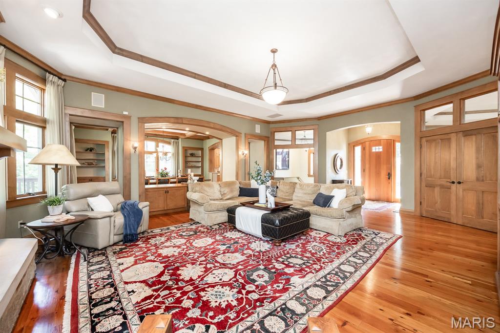 Raven Oak - Residential
