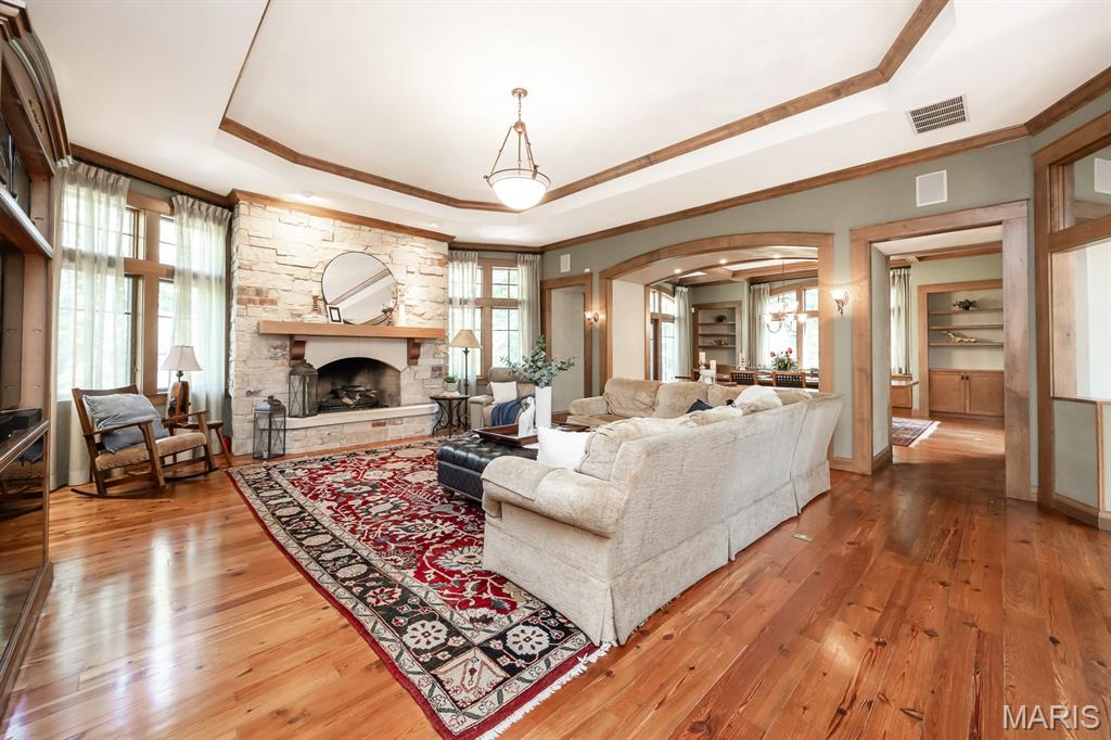 Raven Oak - Residential