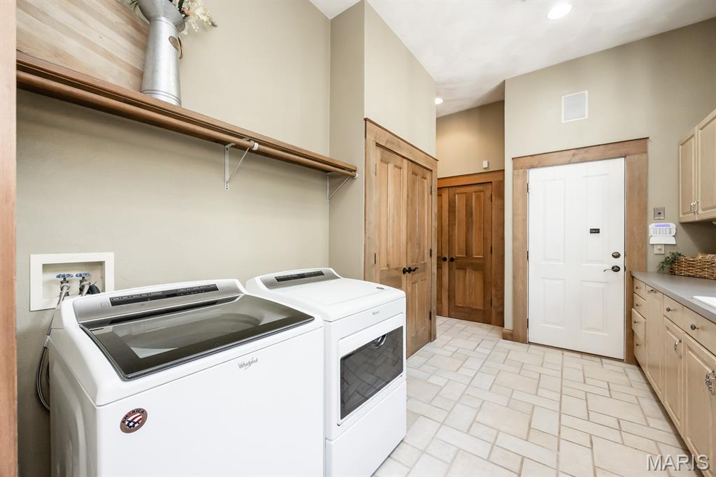 Raven Oak - Residential