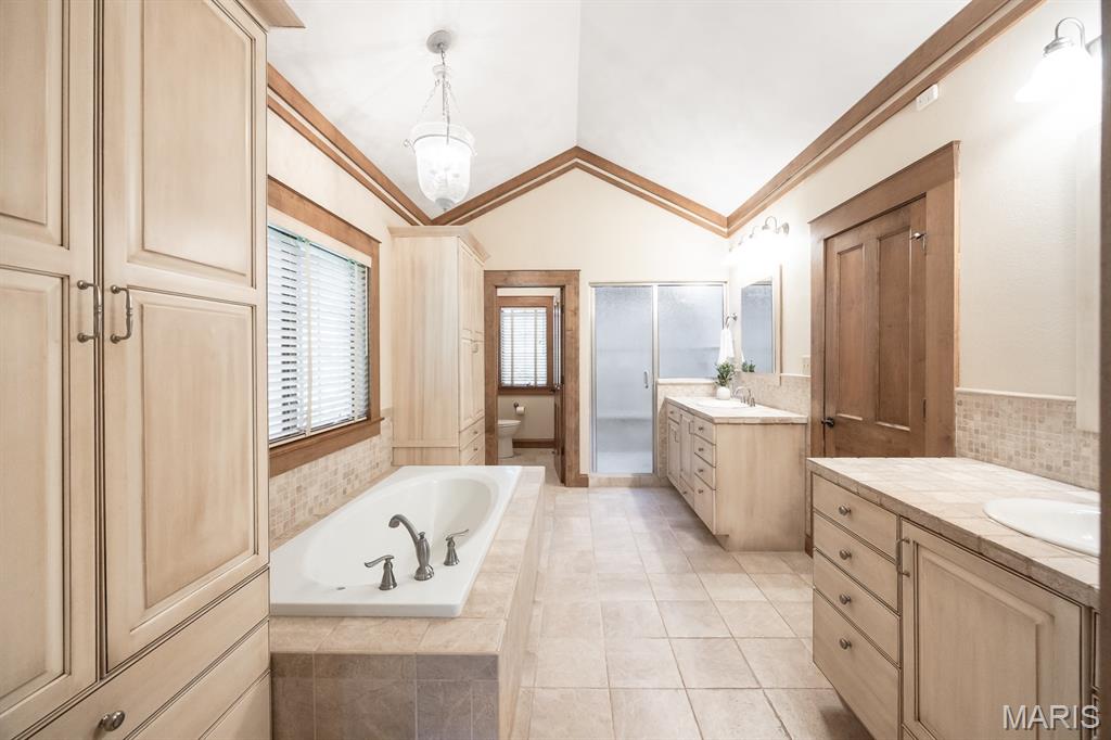 Raven Oak - Residential