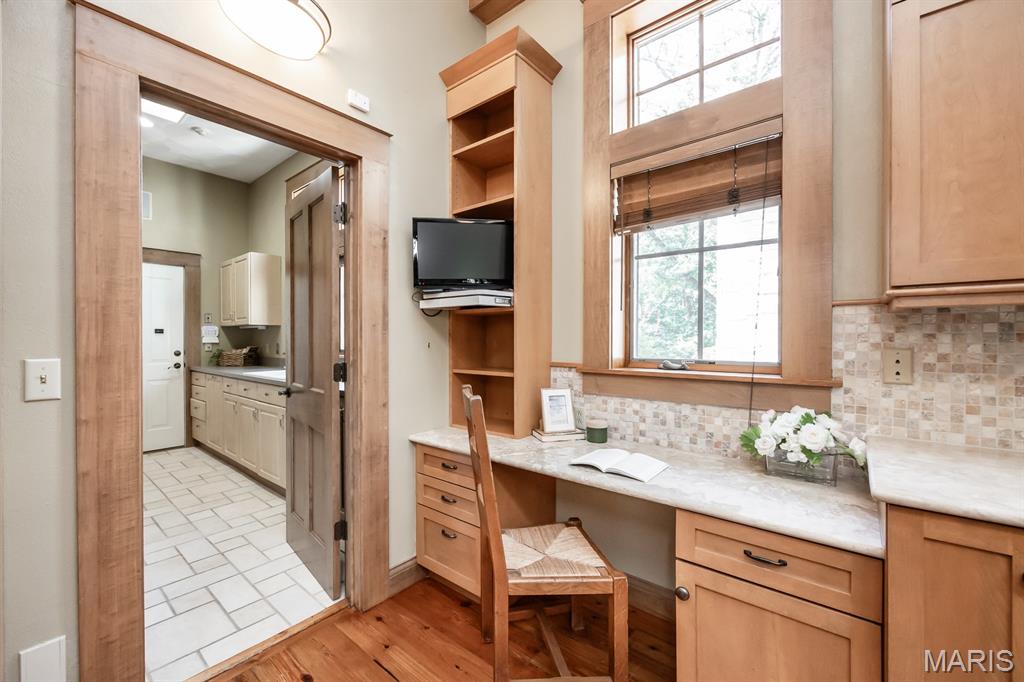 Raven Oak - Residential