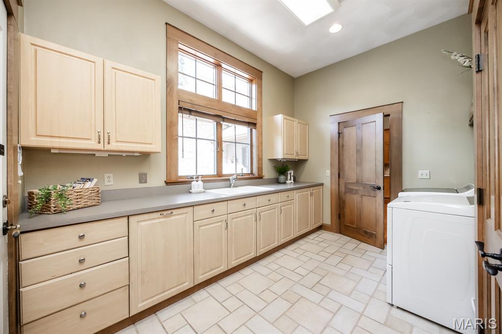 Raven Oak - Residential