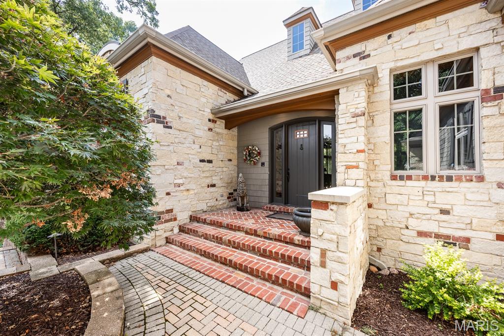 Raven Oak - Residential