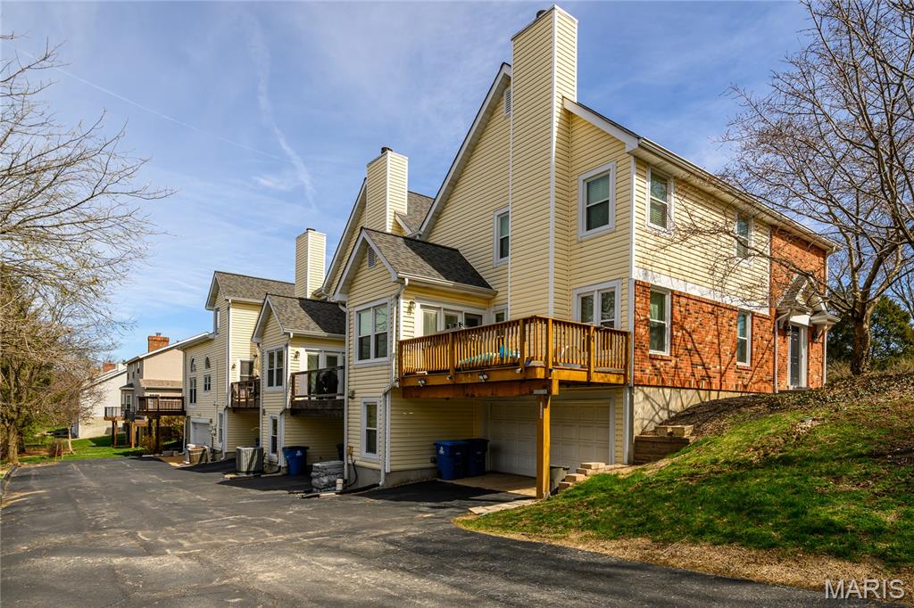 White Gate Farms Condo Amd - Residential