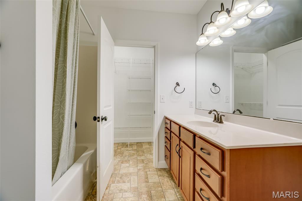 Chateaux/Woodfield Ph 04 - Land