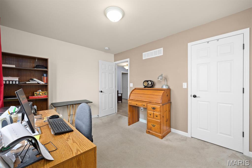 Green Mount Manor - Residential