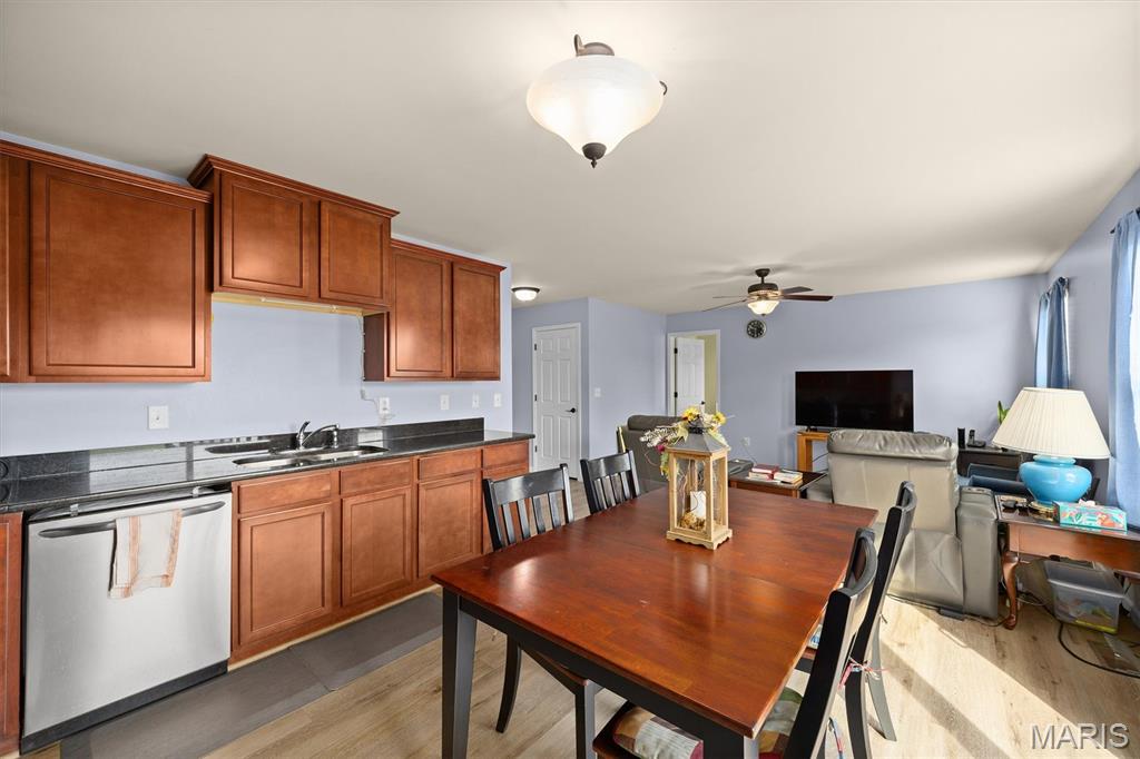 Green Mount Manor - Residential
