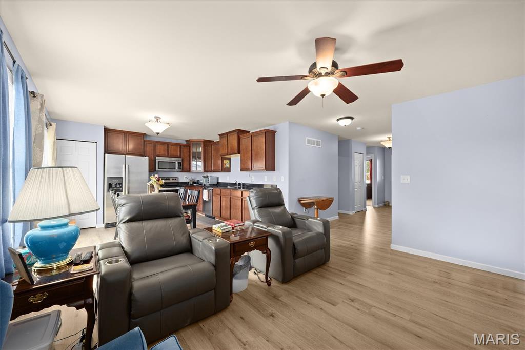 Green Mount Manor - Residential