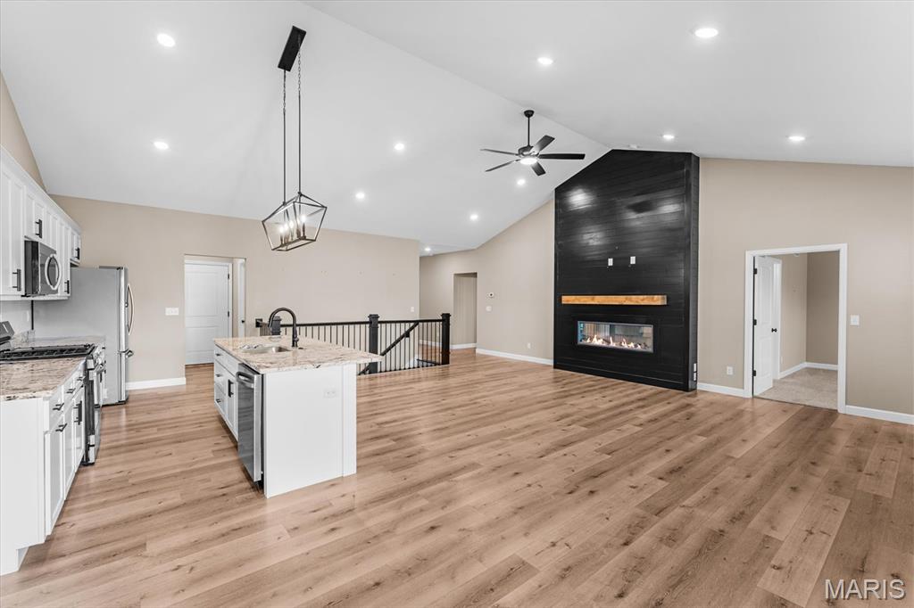 Fountain Place Add - Residential