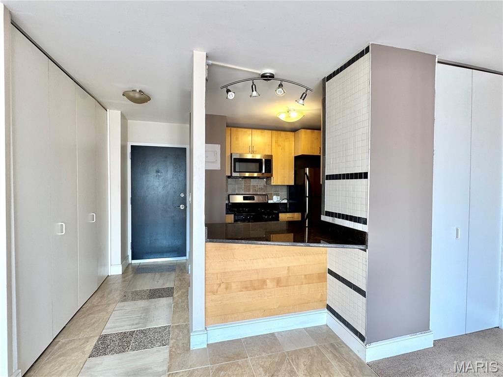 Blu City Spaces Condos - Residential Lease