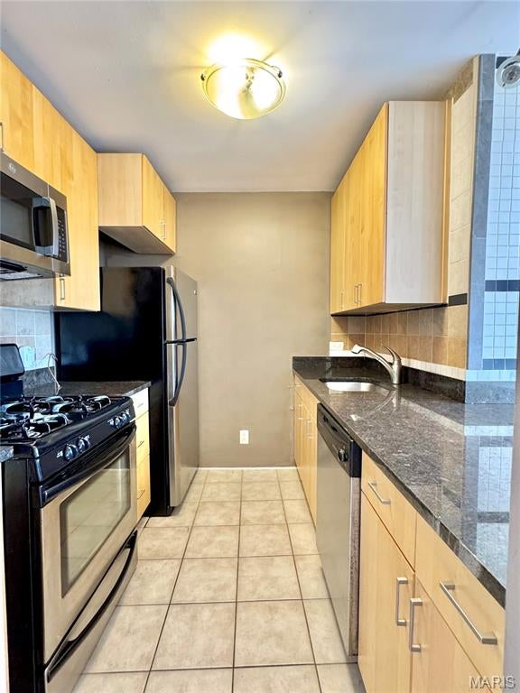 Blu City Spaces Condos - Residential Lease