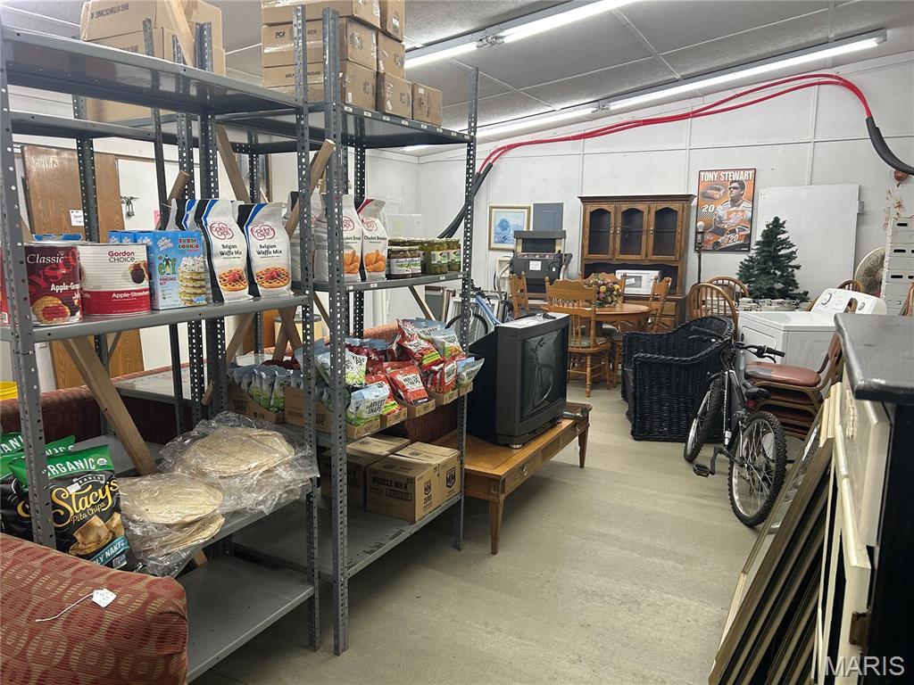 n/a - Commercial Sale
