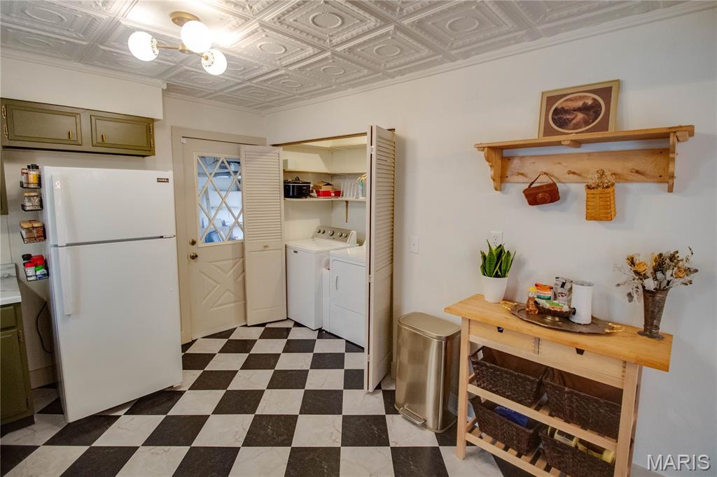 Aljets & Kutters Add 06 - Residential