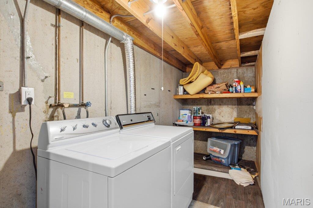 Woods Glen Condo 9 - Residential