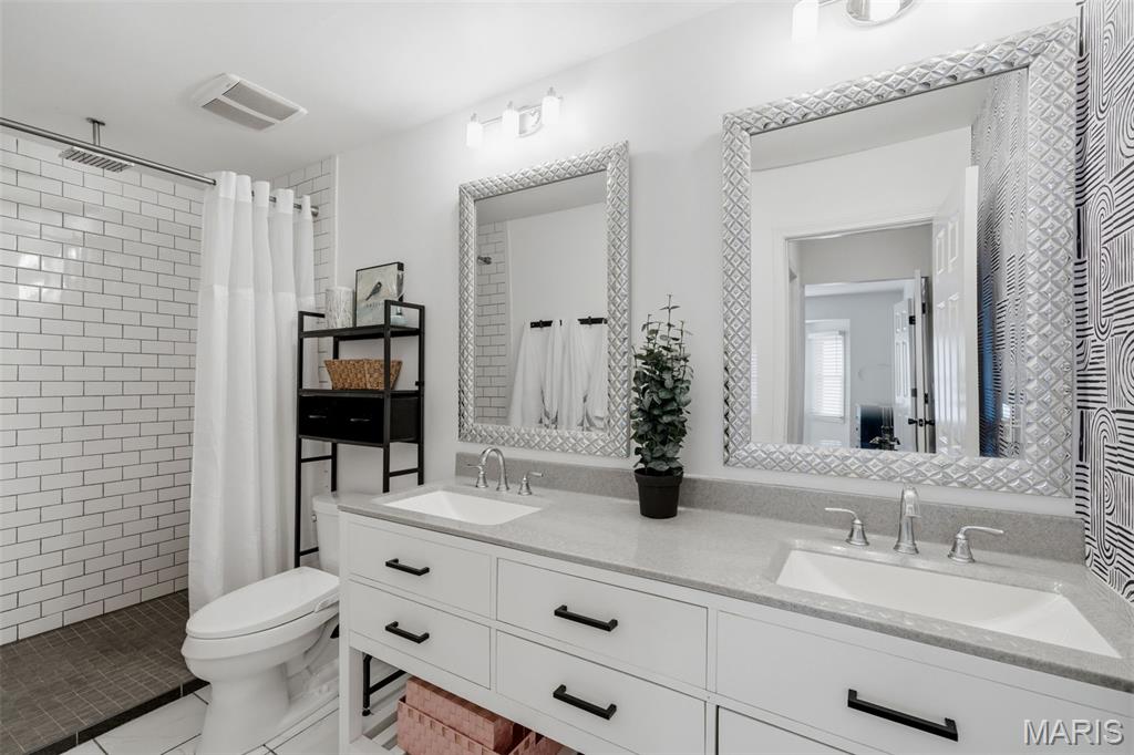 Hawken Condo Ph K - Residential
