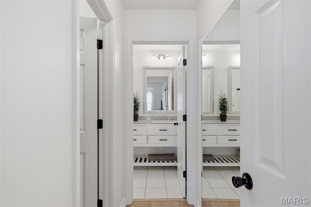 Hawken Condo Ph K - Residential