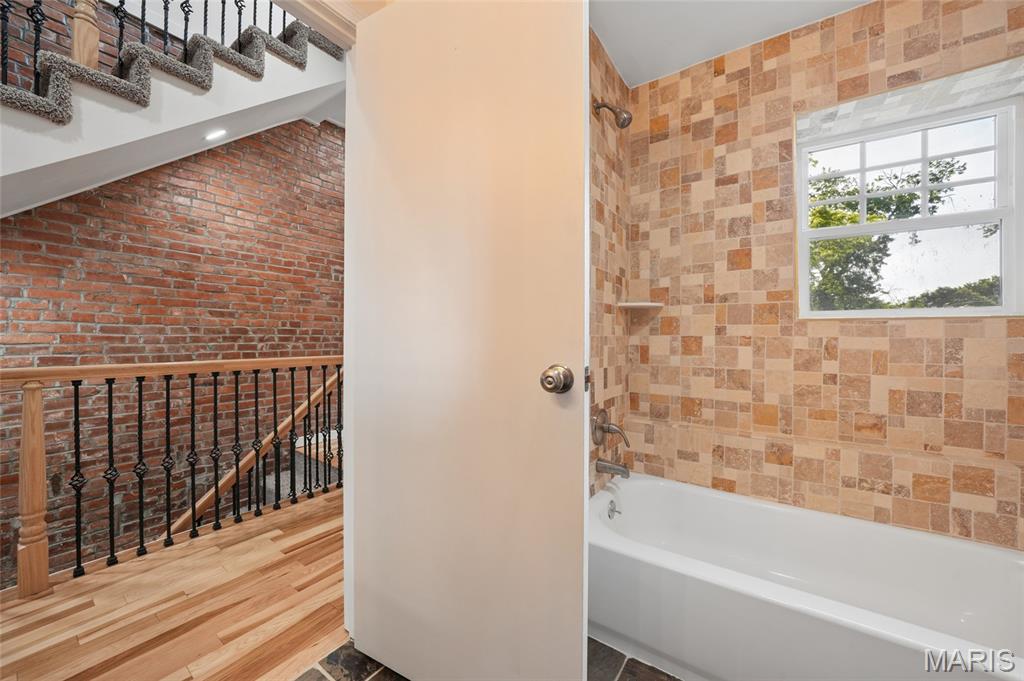 Gravois Park - Residential Lease