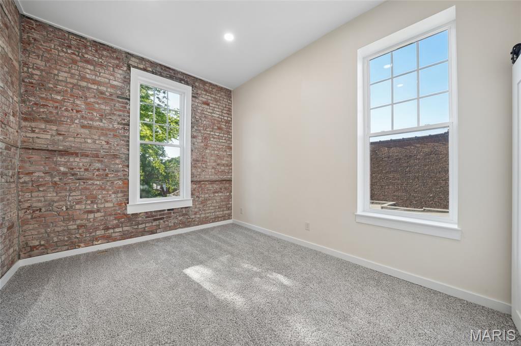 Gravois Park - Residential Lease