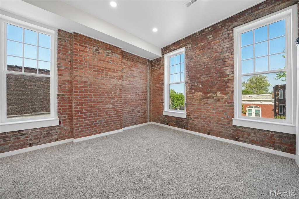 Gravois Park - Residential Lease