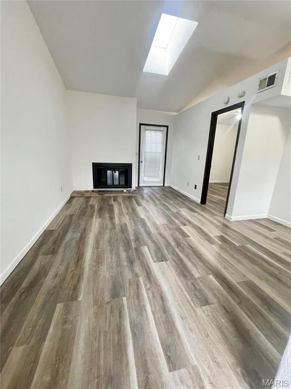CHATEAU WOODS - Residential Lease