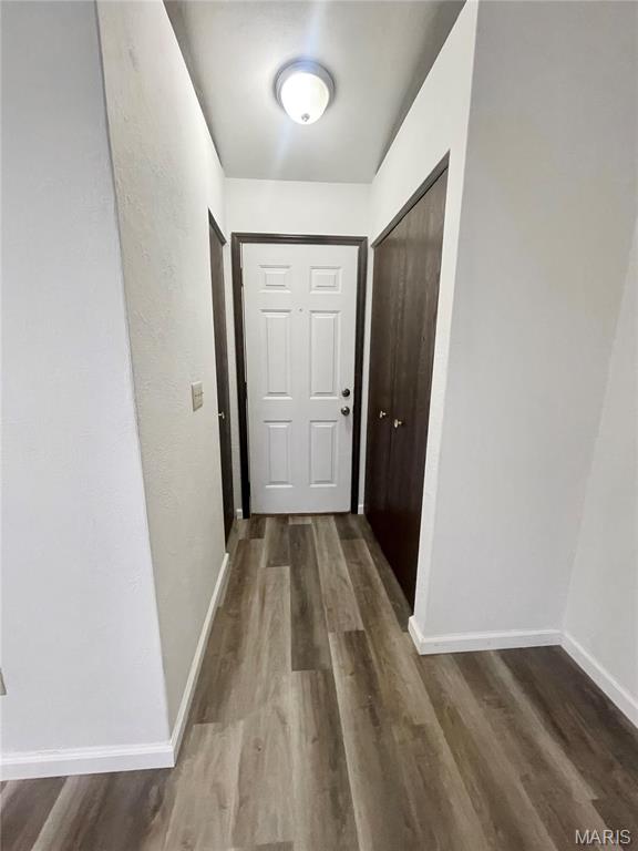 CHATEAU WOODS - Residential Lease