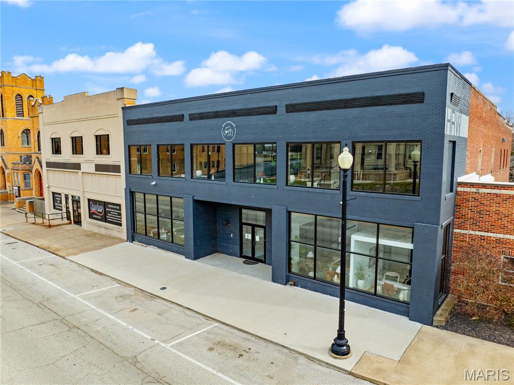 Munsons Sub - Commercial Lease