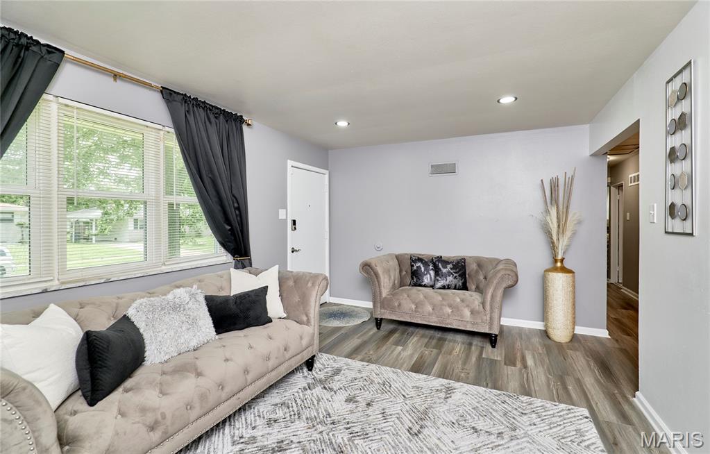 Nelda Park 3 - Residential