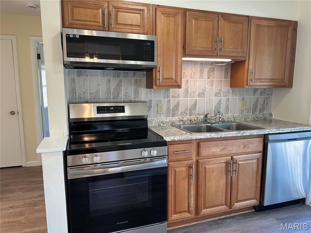 Meadow Brook Downs 4 - Residential Lease