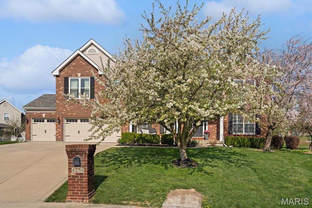 Sullivan Manors - Residential