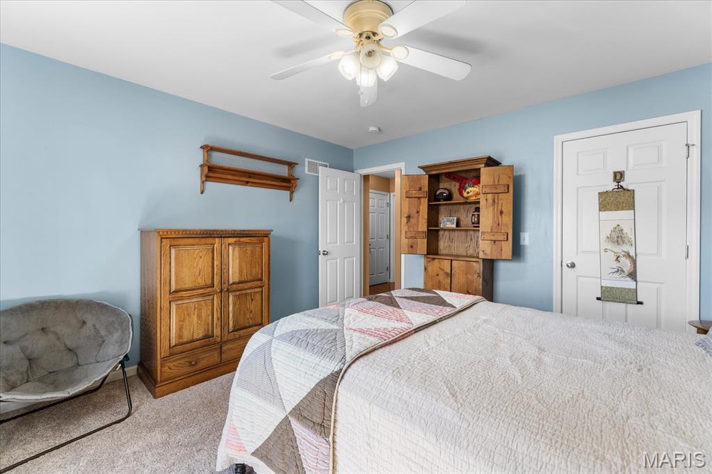 Sullivan Manors - Residential