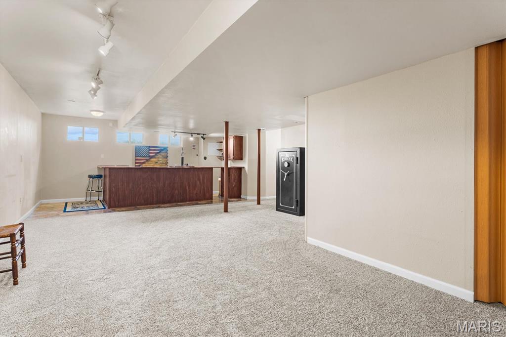 Sullivan Manors - Residential