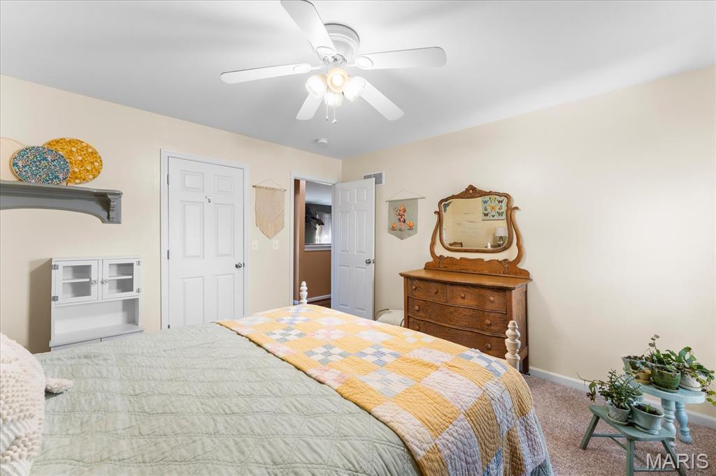 Sullivan Manors - Residential