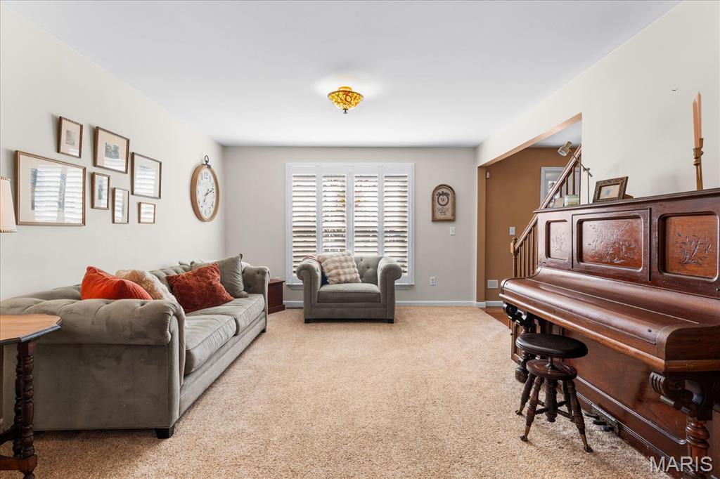 Sullivan Manors - Residential