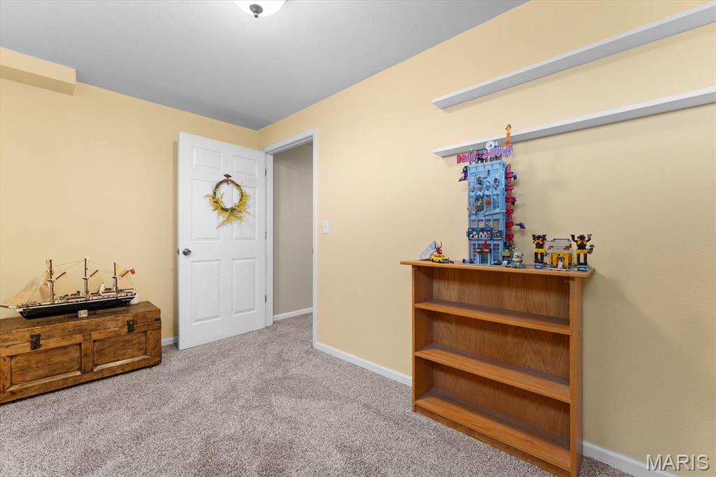 Sullivan Manors - Residential