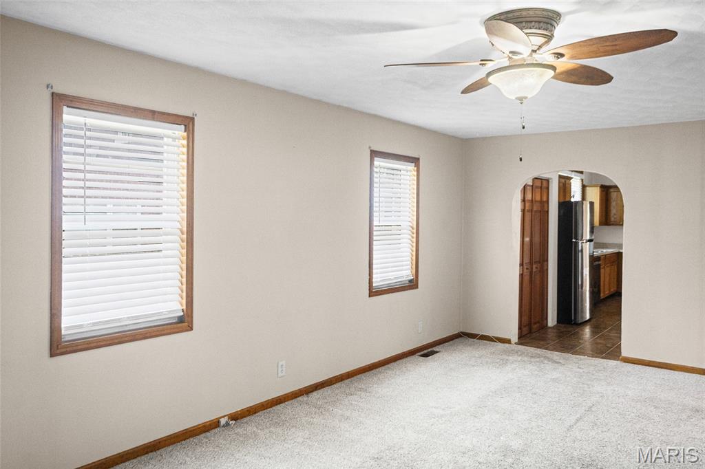 Bueschs Acres - Residential Lease
