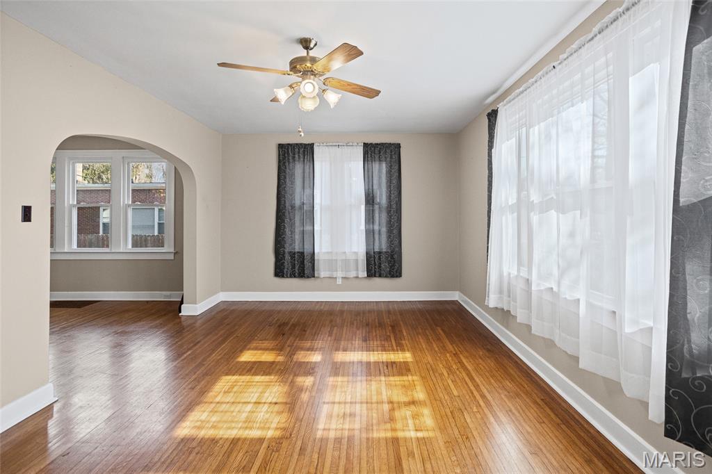 Bueschs Acres - Residential Lease