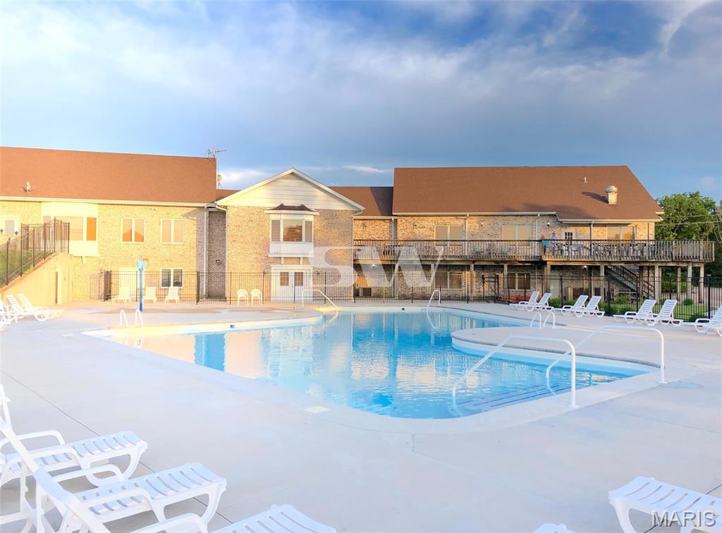 Raintree Village Condo Sec Ph 01 - Residential
