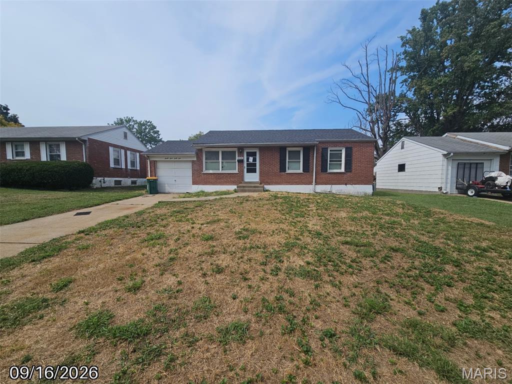 Welcome to this 3-bedroom, 1-bath home in an established St. Louis neighborhood. The home offers a practical layout with comfortable living spaces and will benefit from some updates. The property provides an opportunity to personalize the space and make improvements that suit your needs. Conveniently located near major roadways, shopping, dining, schools, parks, and other everyday amenities. Whether you’re looking to make this home your own or seeking an opportunity with future potential, this property is ready for its next chapter.