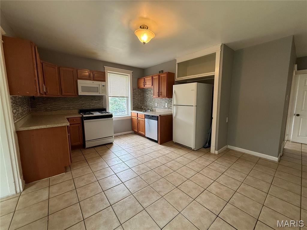 City/Stlouis - Residential Income