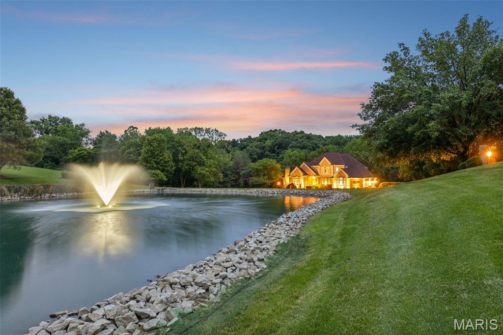 DU PONT HILLS - Residential