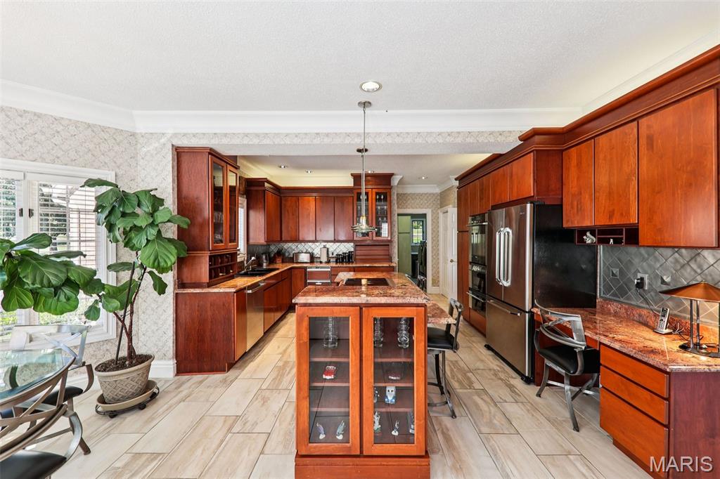 DU PONT HILLS - Residential