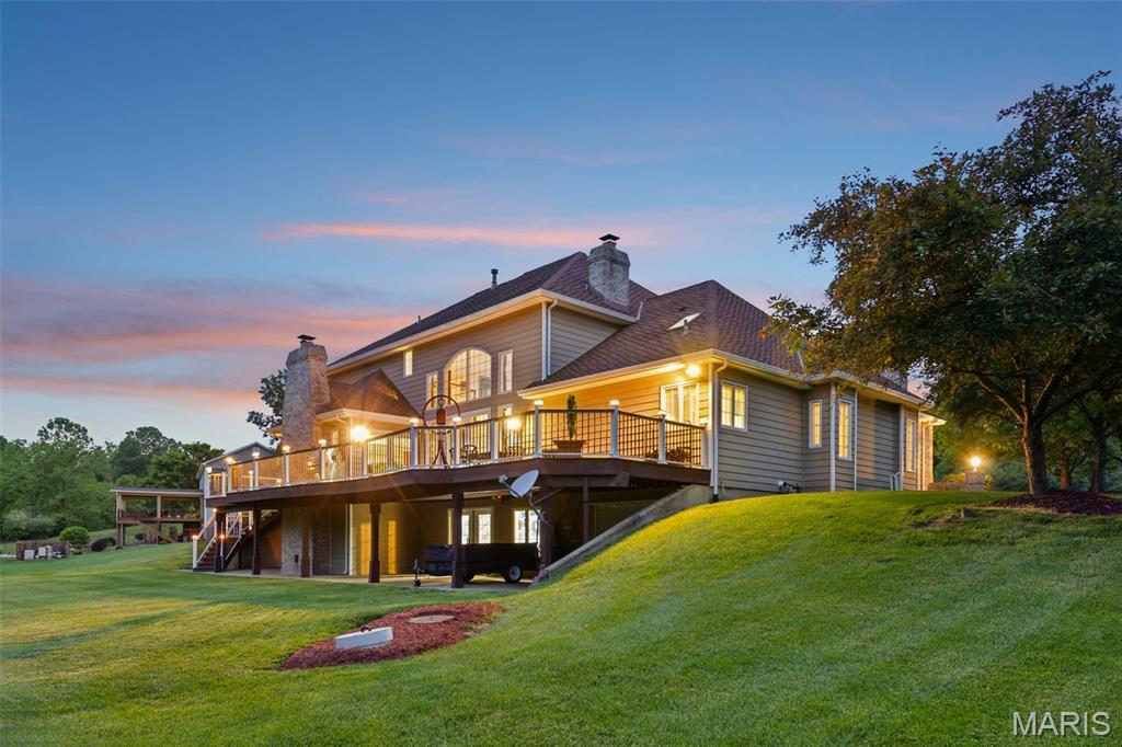 DU PONT HILLS - Residential