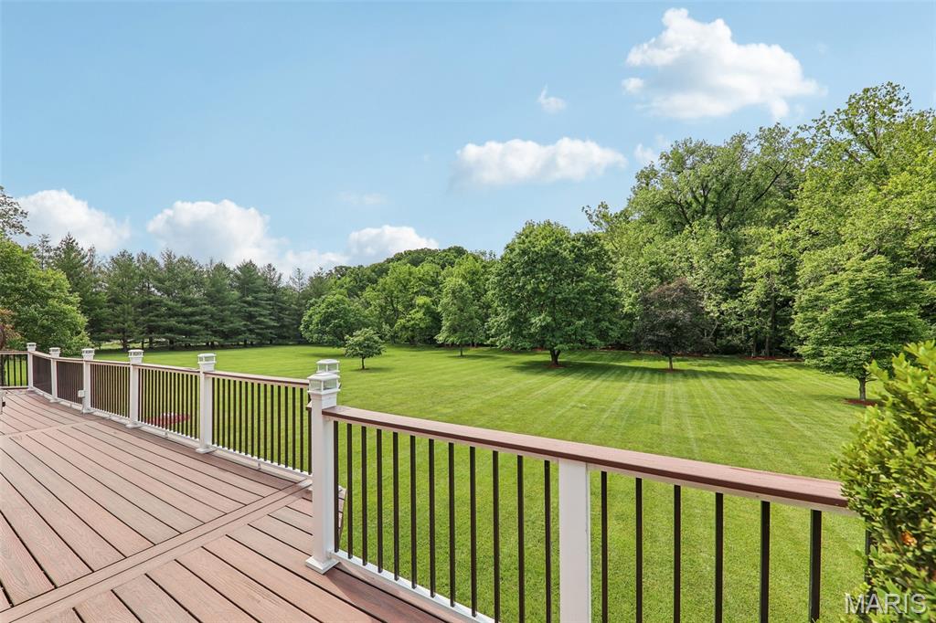 DU PONT HILLS - Residential