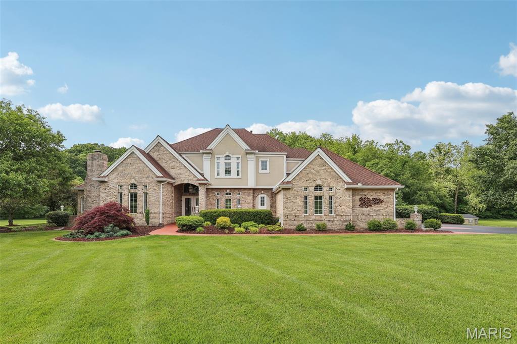 DU PONT HILLS - Residential