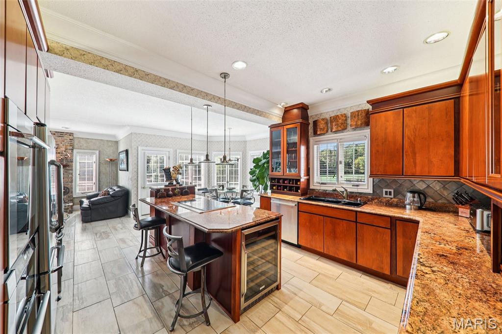 DU PONT HILLS - Residential